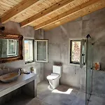 Filia Family And Group Friendly Vacation Villa