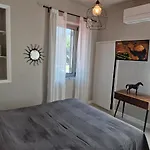 Filia Family And Group Friendly Vacation Villa *