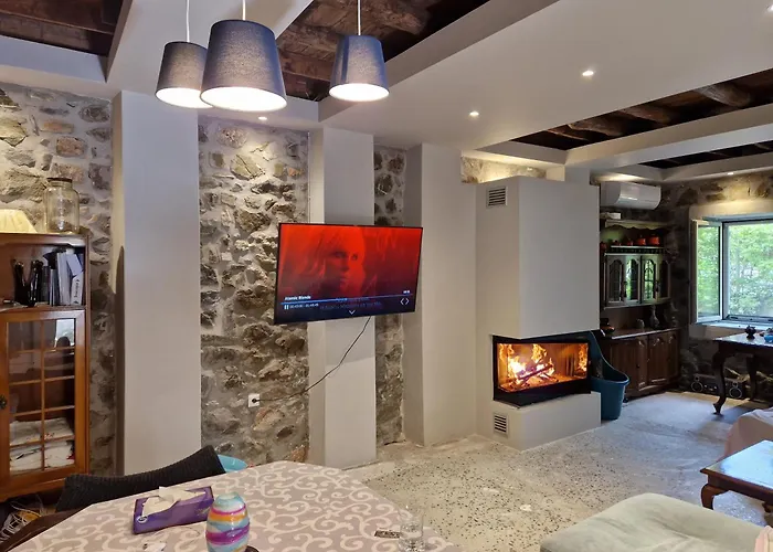 Filia Family And Group Friendly Vacation Villa